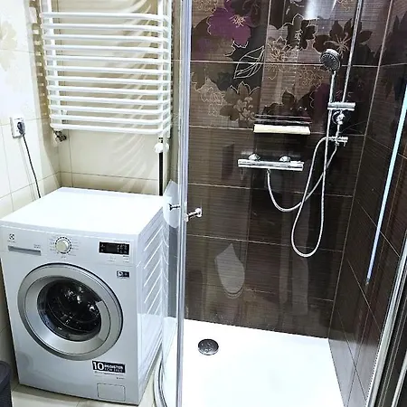 Apartment Mieszkanie 6-osobowe Przy Plywajacych Basenach Zakrzowek Krakow